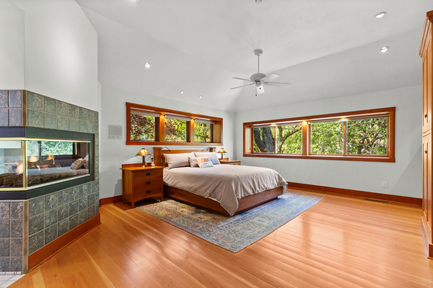 Sutter Creek, California, 95685, United States, 2 Bedrooms Bedrooms, ,4 BathroomsBathrooms,Residential,Active,2038151