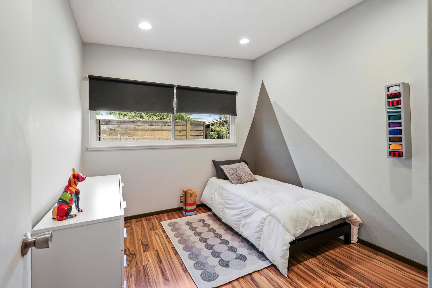 Davis, California, 95616, United States, 4 Bedrooms Bedrooms, ,3 BathroomsBathrooms,Residential,Active,1922279