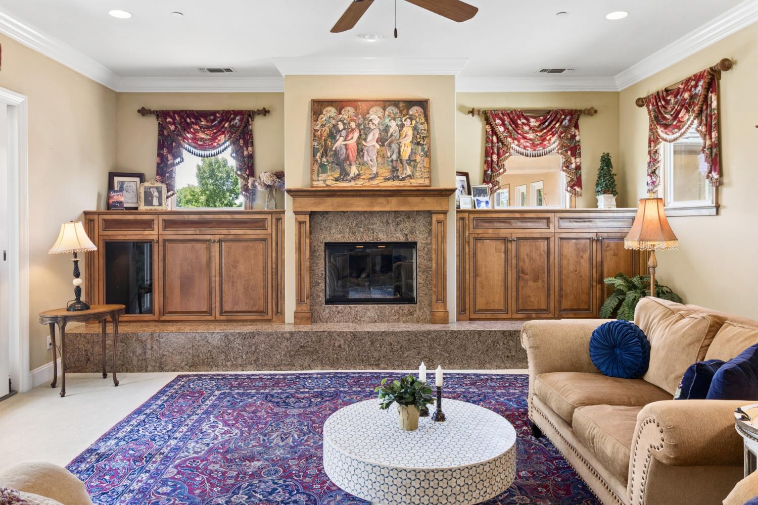 Sacramento, California, 95830, United States, 4 Bedrooms Bedrooms, ,4 BathroomsBathrooms,Residential,Active,2045041
