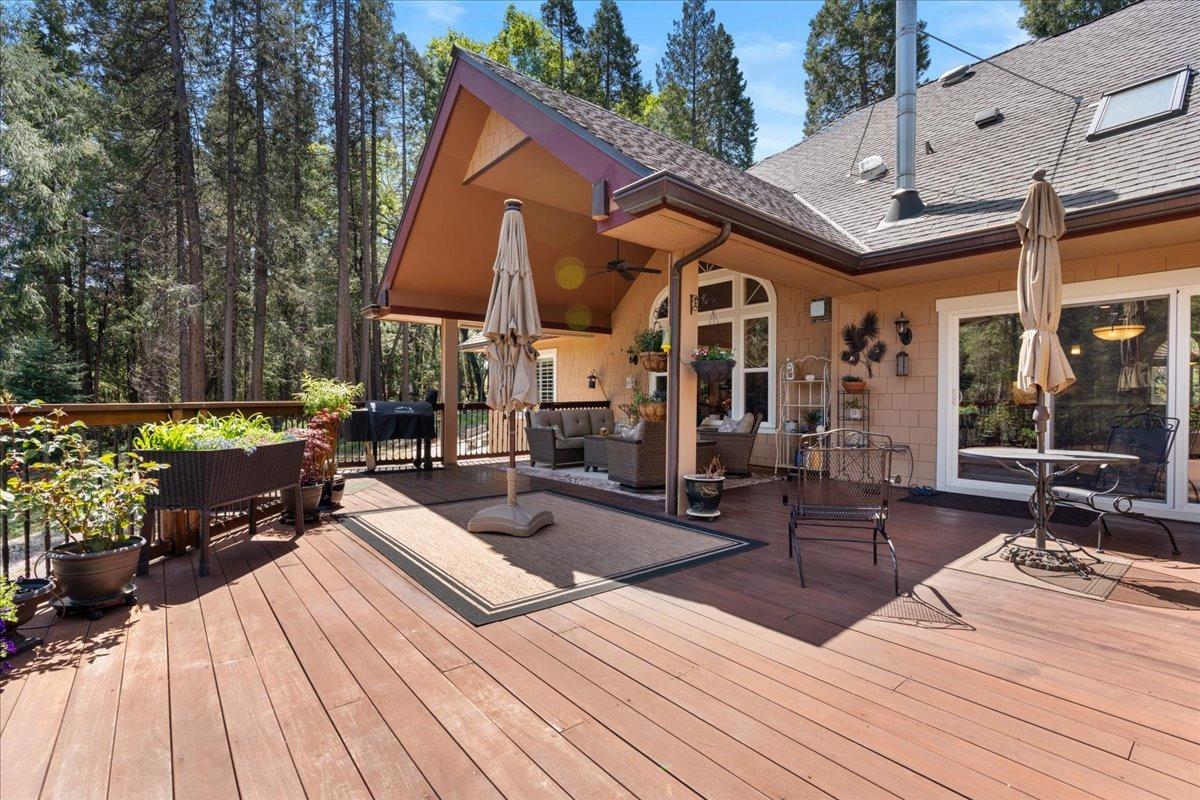 Grass Valley, California, 95945, United States, 4 Bedrooms Bedrooms, ,4 BathroomsBathrooms,Residential,Active,2015811