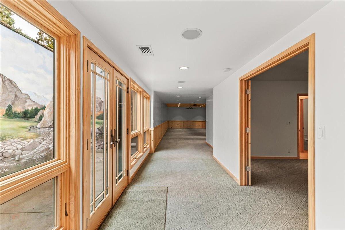 Ripon, California, 95366, United States, 3 Bedrooms Bedrooms, ,5 BathroomsBathrooms,Residential,Active,1808206