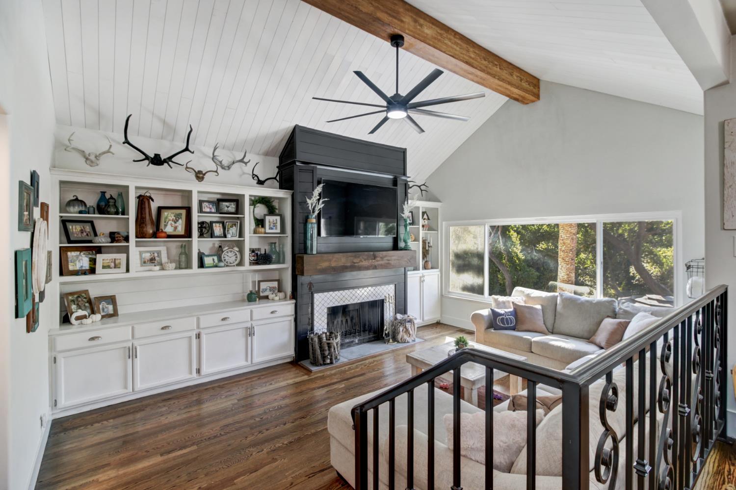 Carmichael, California, 95608, United States, 5 Bedrooms Bedrooms, ,4 BathroomsBathrooms,Residential,Active,1952048