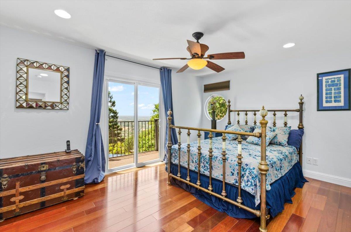 El Dorado Hills, California, 95762, United States, 4 Bedrooms Bedrooms, ,3 BathroomsBathrooms,Residential,Active,1894237