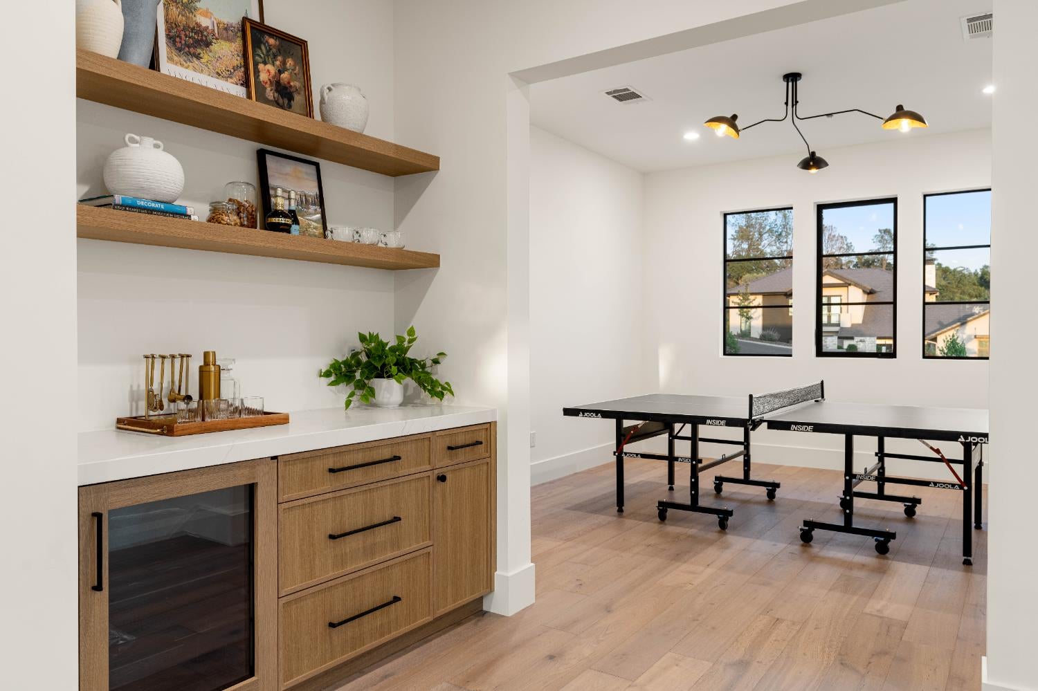 El Dorado Hills, California, 95762, United States, 5 Bedrooms Bedrooms, ,5 BathroomsBathrooms,Residential,Active,1998588