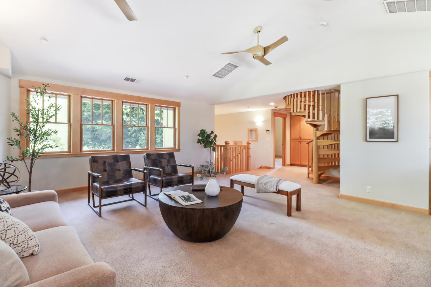 Davis, California, 95616, United States, ,5 BathroomsBathrooms,Residential,Active,1843441