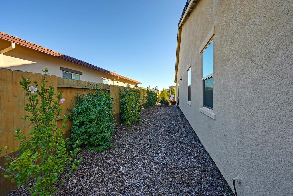 El Dorado Hills, California, 95762, United States, 2 Bedrooms Bedrooms, ,3 BathroomsBathrooms,Residential,Active,2009425