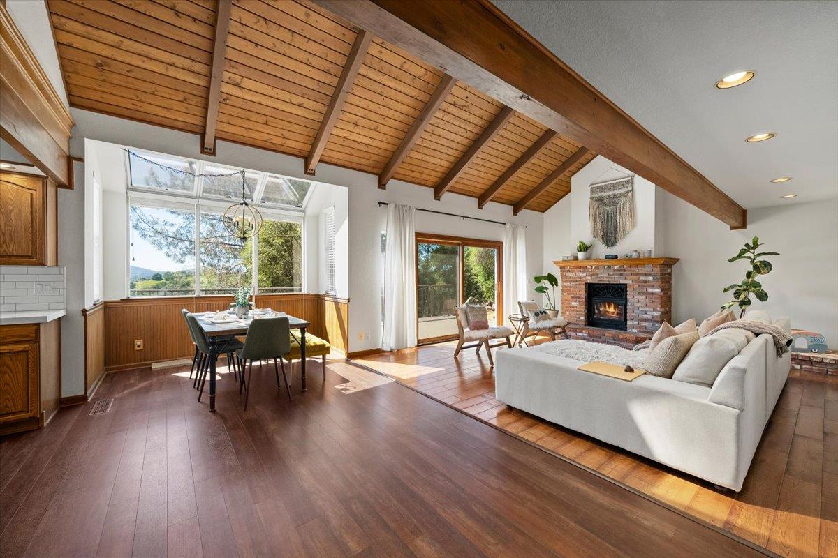 Placerville, California, 95667, United States, 4 Bedrooms Bedrooms, ,3 BathroomsBathrooms,Residential,Active,2034648