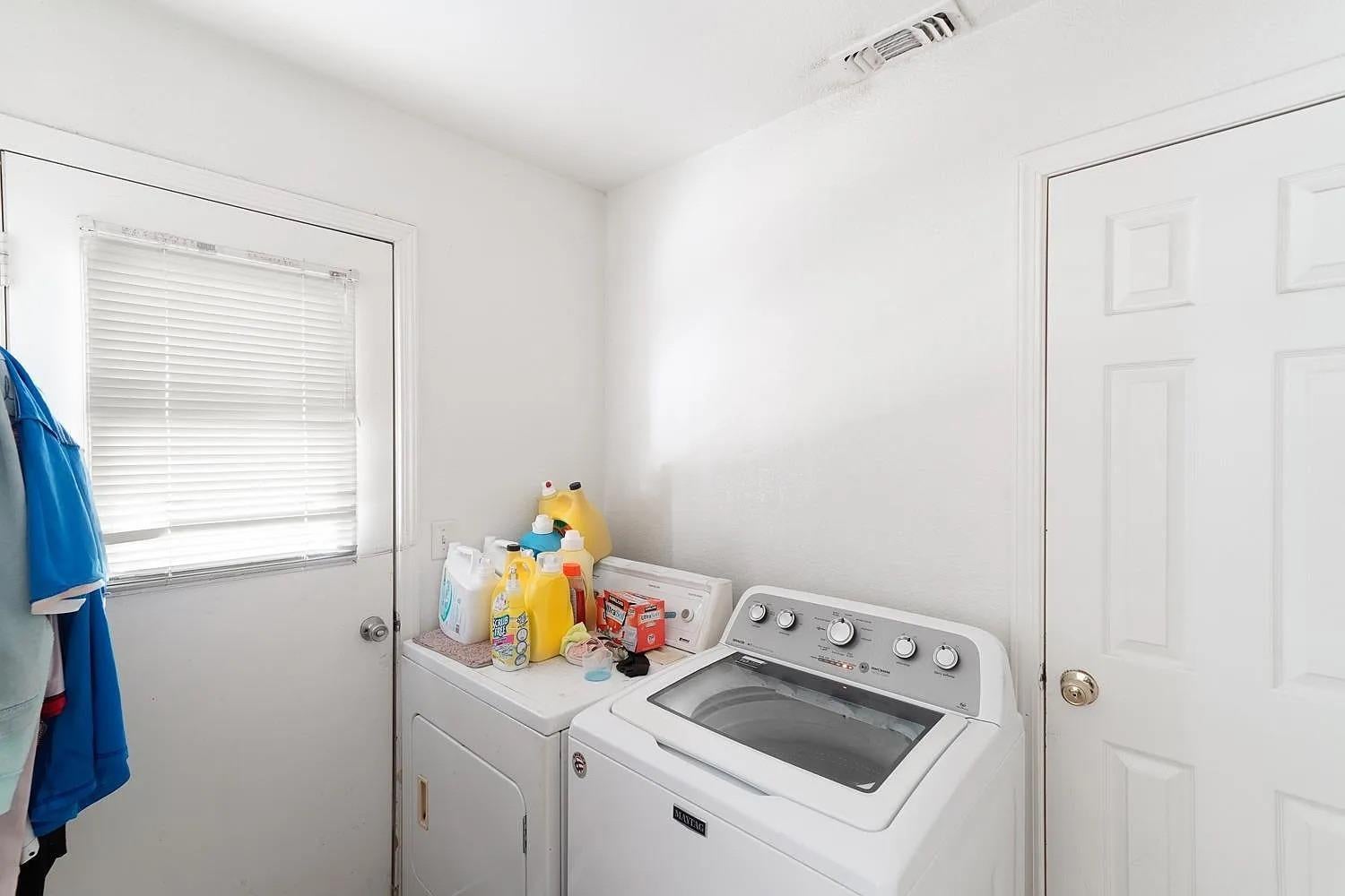 Madera, California, 93636, United States, 11 Bedrooms Bedrooms, ,8 BathroomsBathrooms,Residential,Active,1995291