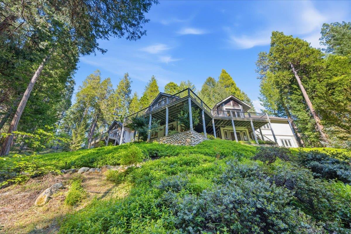 Nevada City, California, 95959, United States, 3 Bedrooms Bedrooms, ,3 BathroomsBathrooms,Residential,Active,2043425