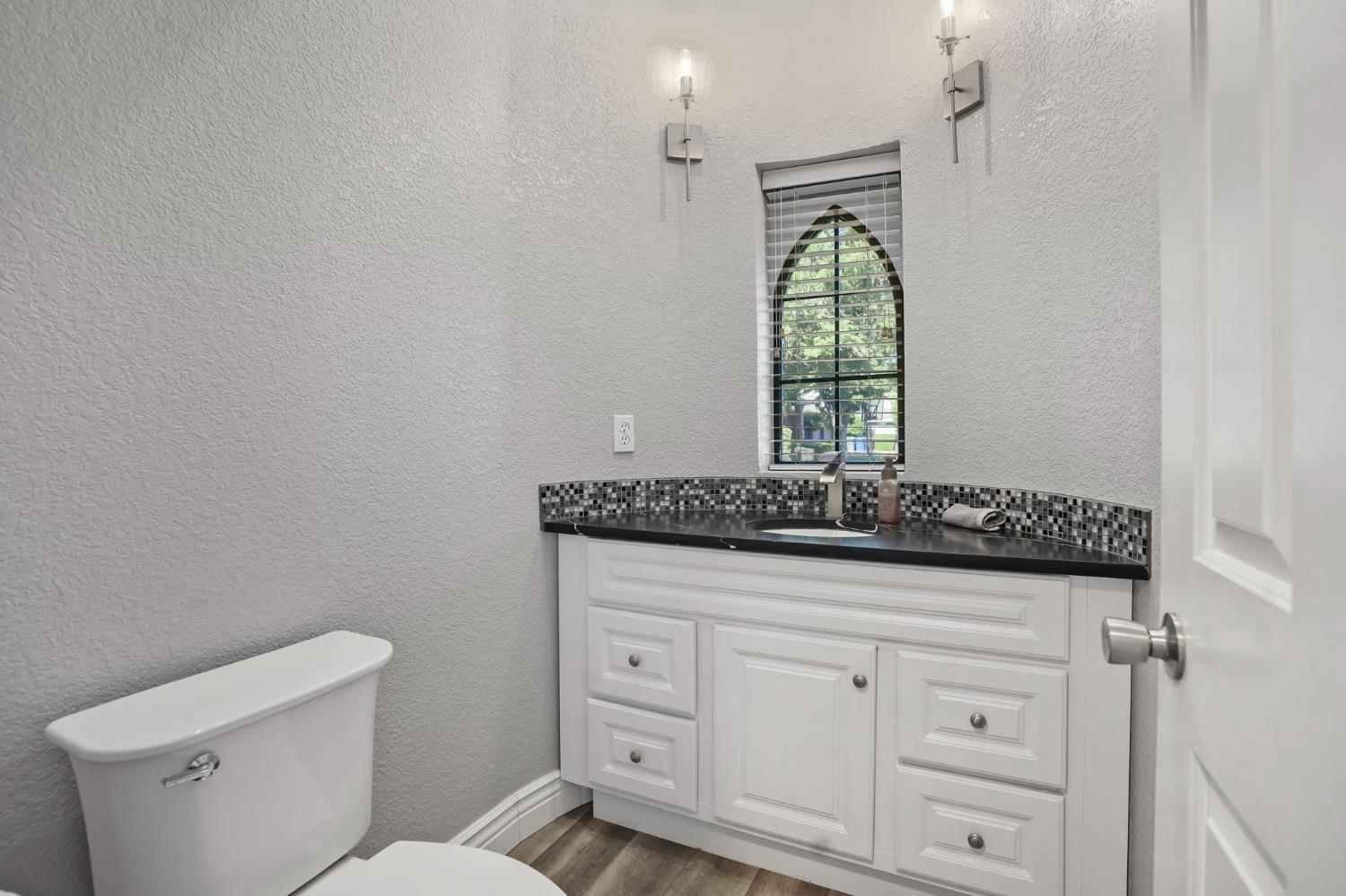 Modesto, California, 95356, United States, 4 Bedrooms Bedrooms, ,4 BathroomsBathrooms,Residential,Active,2045551