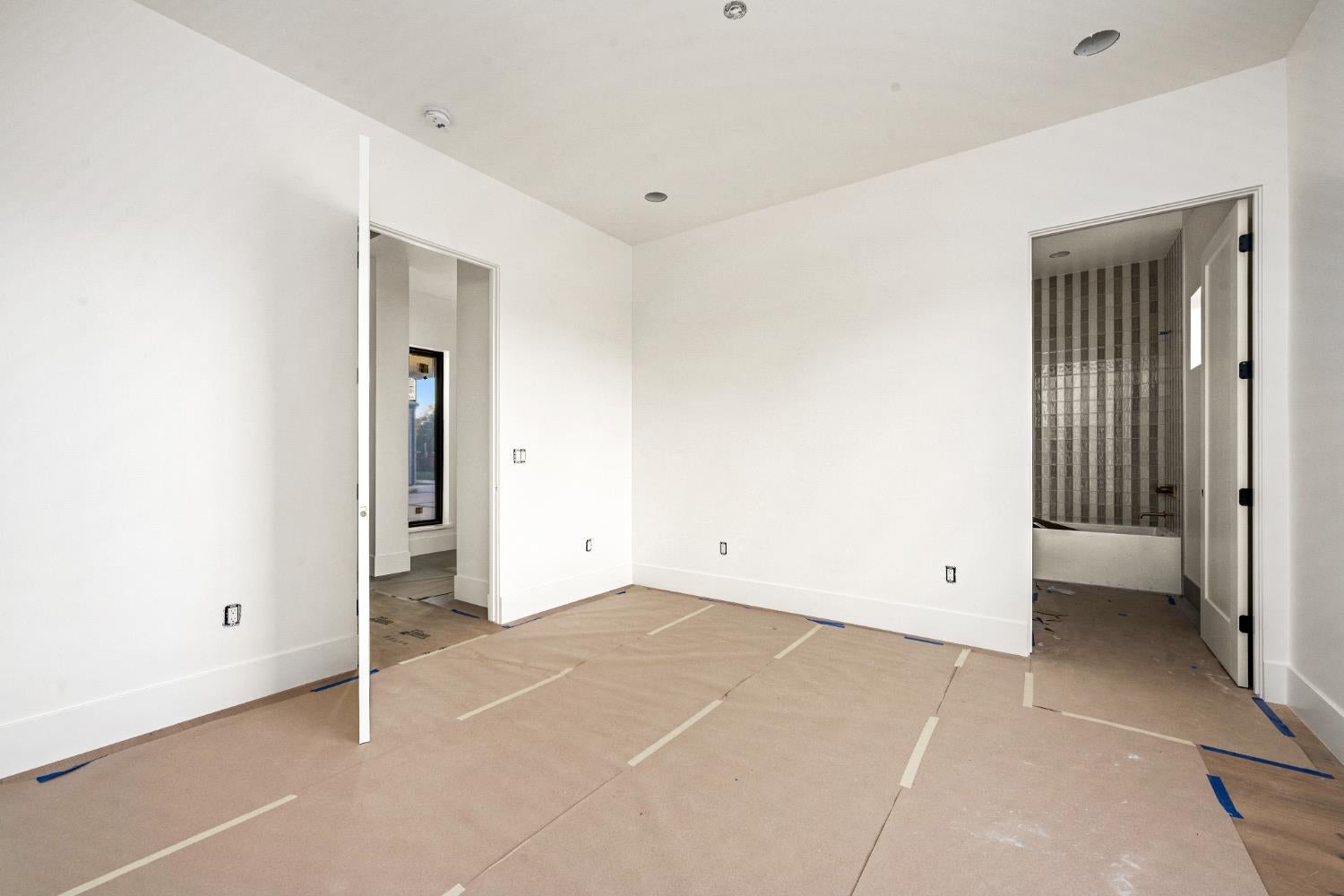Newcastle, California, 95658, United States, 4 Bedrooms Bedrooms, ,6 BathroomsBathrooms,Residential,Active,1920280
