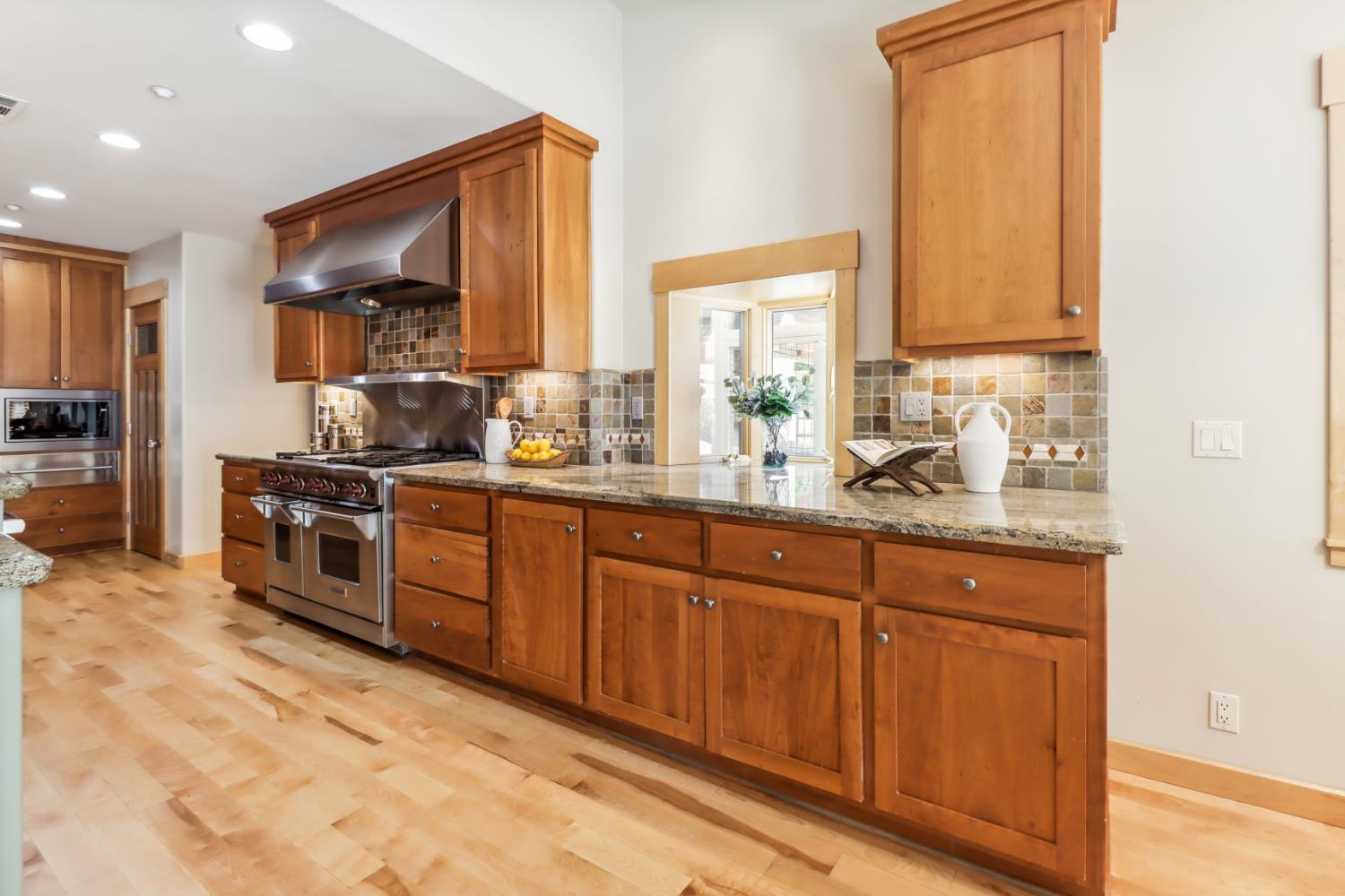 Davis, California, 95616, United States, ,5 BathroomsBathrooms,Residential,Active,1843441