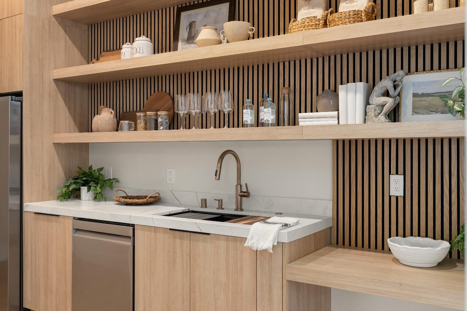 Newcastle, California, 95658, United States, 5 Bedrooms Bedrooms, ,5 BathroomsBathrooms,Residential,Active,1989749