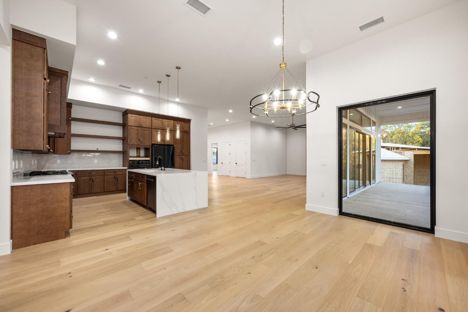 Auburn, California, 95602, United States, 4 Bedrooms Bedrooms, ,3 BathroomsBathrooms,Residential,Active,2003545