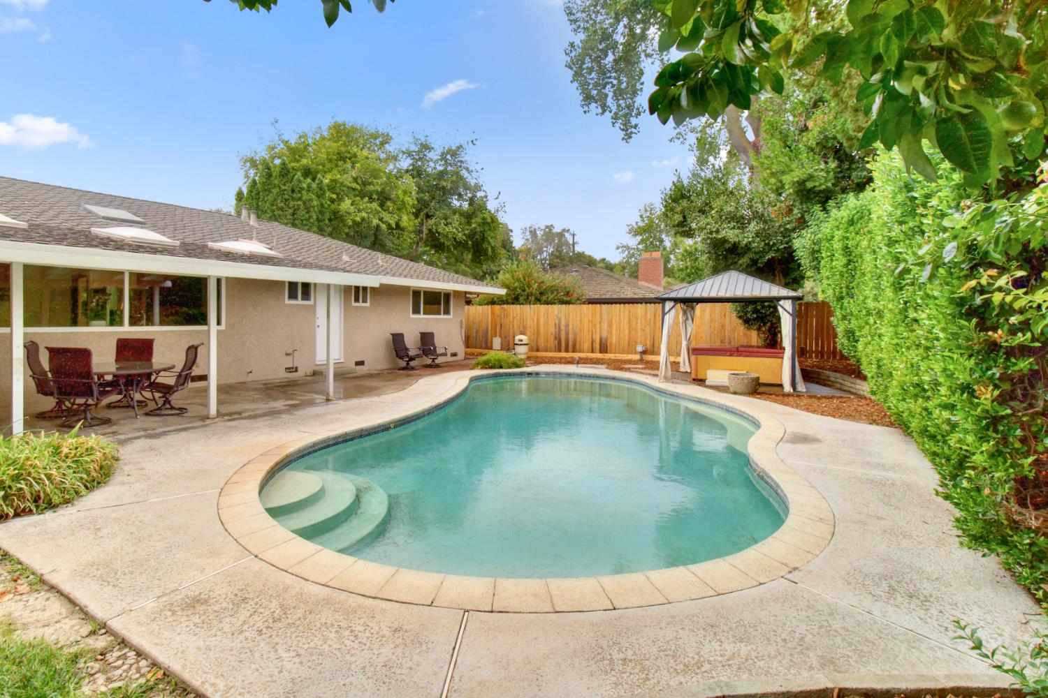 Sacramento, California, 95864, United States, 4 Bedrooms Bedrooms, ,3 BathroomsBathrooms,Residential,Active,1959963