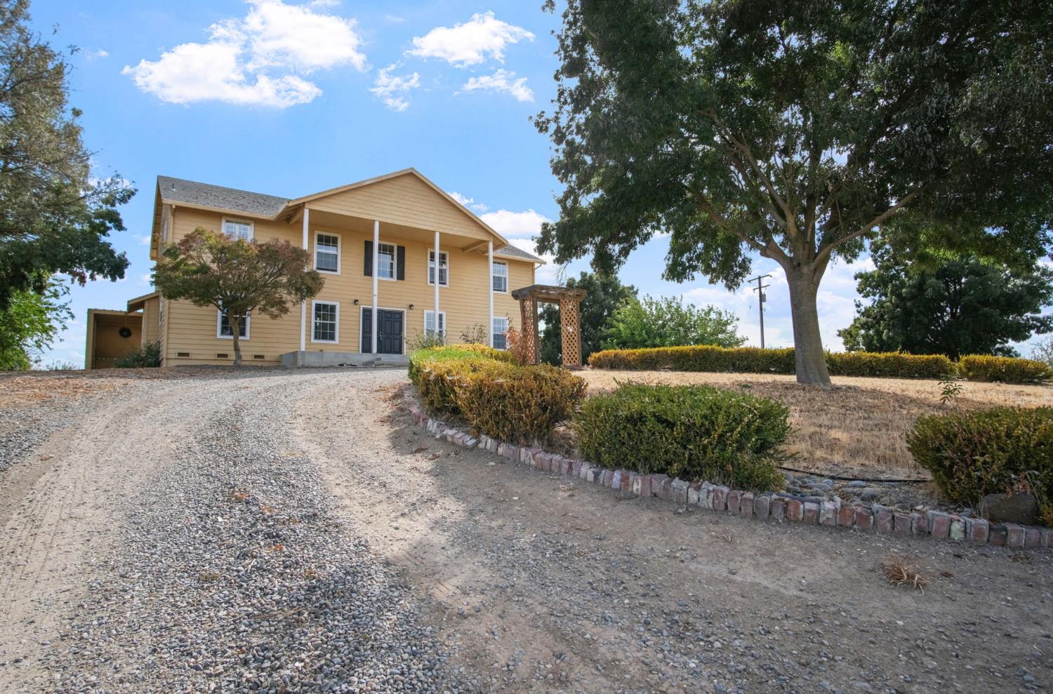 Hickman, California, 95323, United States, 4 Bedrooms Bedrooms, ,3 BathroomsBathrooms,Residential,Active,1954442