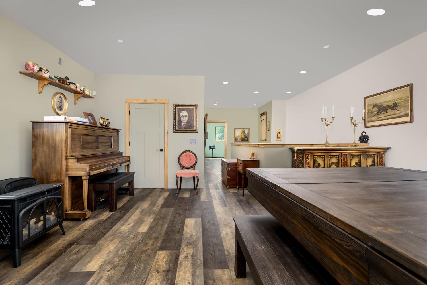 Smartsville, California, 95977, United States, 1 Bedroom Bedrooms, ,3 BathroomsBathrooms,Residential,Active,1952299