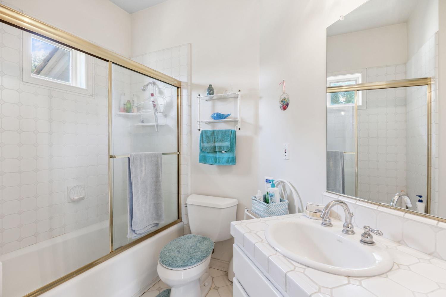 Wilton, California, 95693, United States, 4 Bedrooms Bedrooms, ,4 BathroomsBathrooms,Residential,Active,1892600