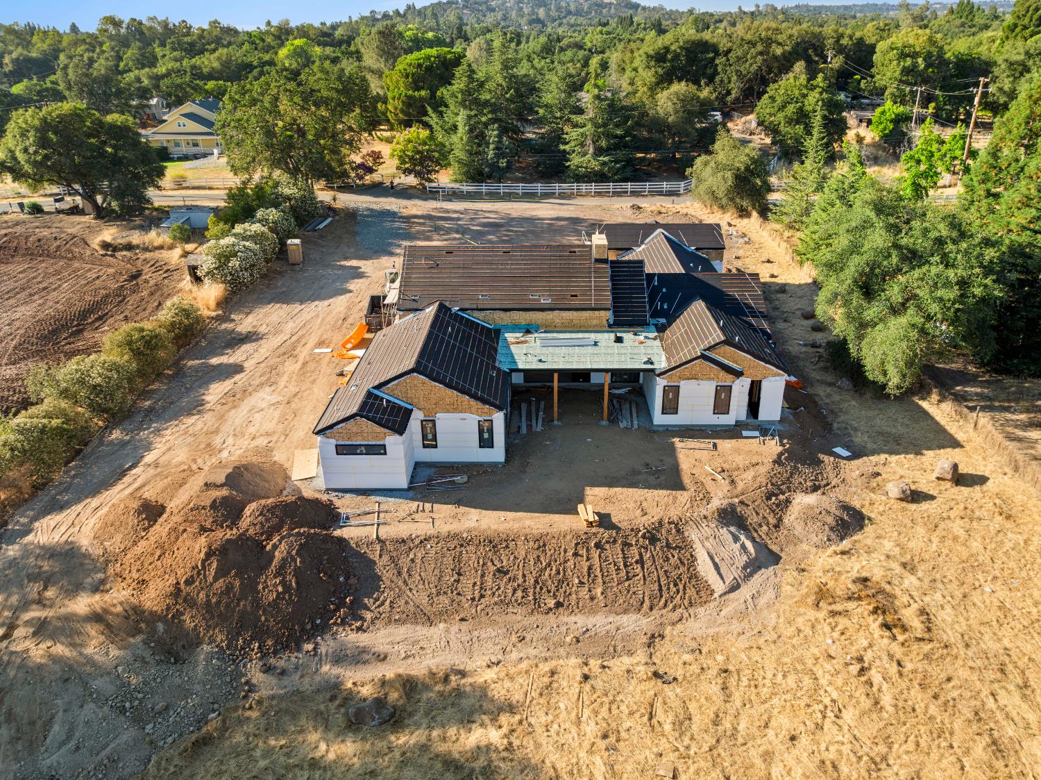 Loomis, California, 95650, United States, 4 Bedrooms Bedrooms, ,5 BathroomsBathrooms,Residential,Active,1893259