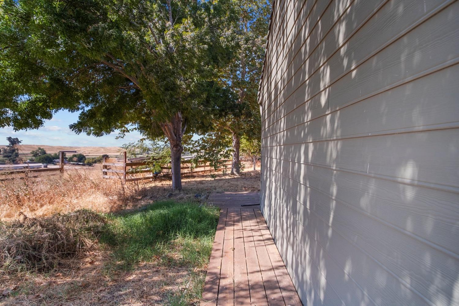 Snelling, California, 95369, United States, 4 Bedrooms Bedrooms, ,3 BathroomsBathrooms,Residential,Active,1929456