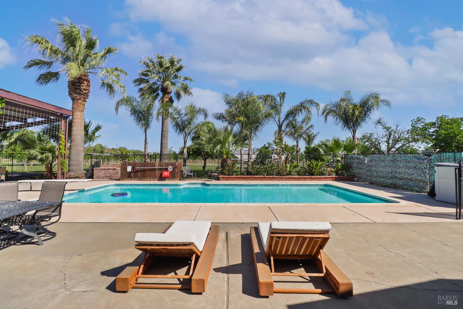 Winters, California, 95694, United States, 3 Bedrooms Bedrooms, ,2 BathroomsBathrooms,Residential,Active,1972159