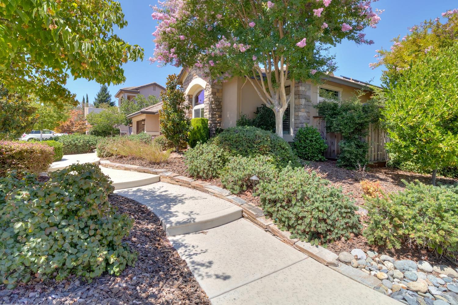 West Sacramento, California, 95605, United States, 4 Bedrooms Bedrooms, ,3 BathroomsBathrooms,Residential,Active,1929784