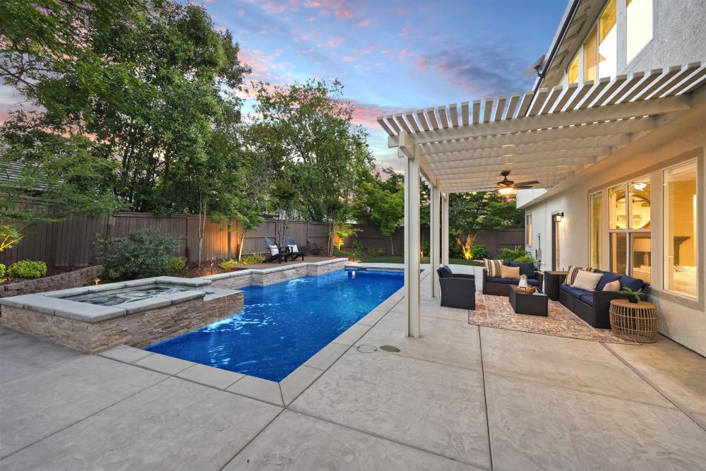 El Dorado Hills, California, 95762, United States, 5 Bedrooms Bedrooms, ,3 BathroomsBathrooms,Residential,Pending,2045616