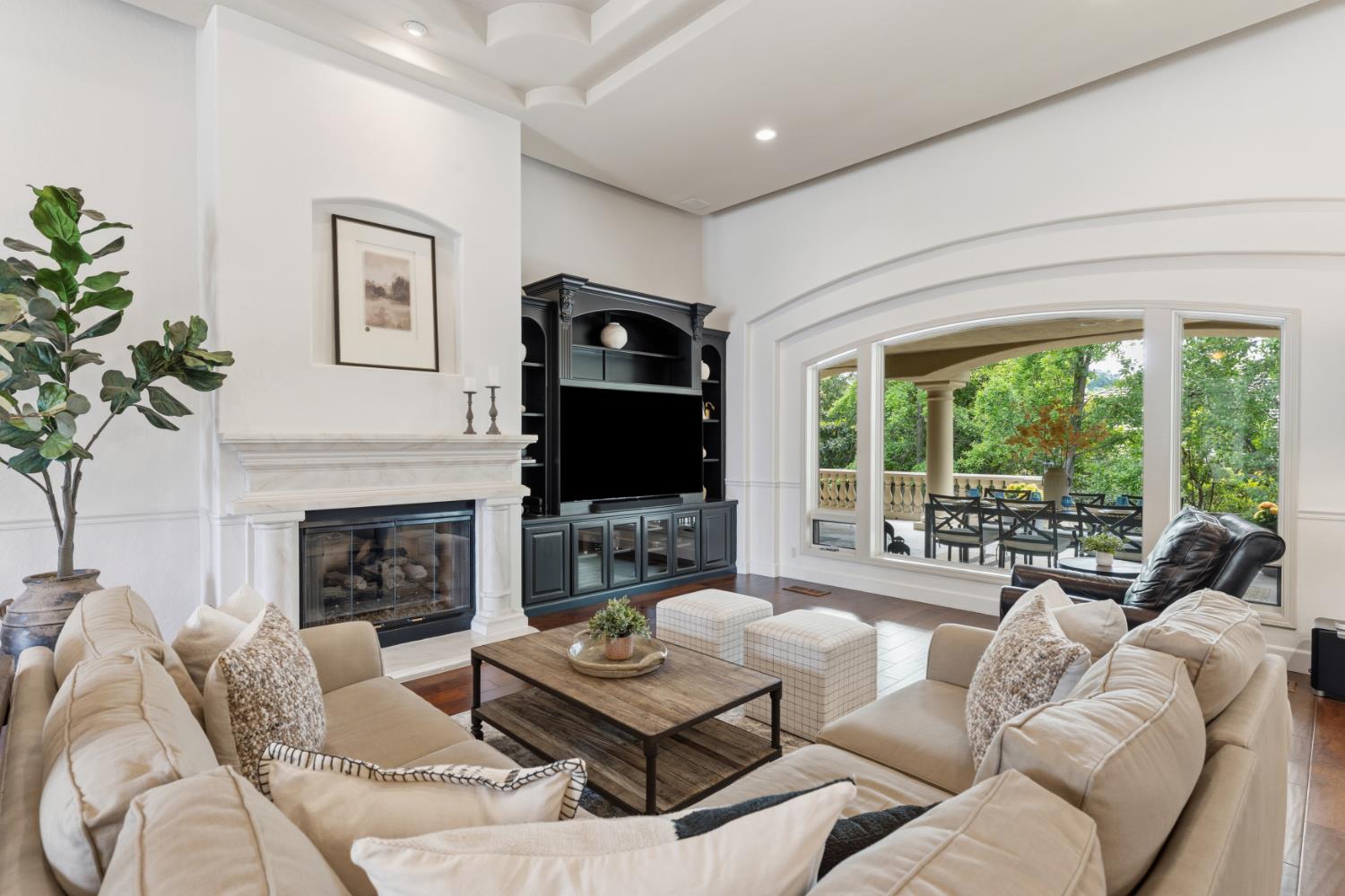 El Dorado Hills, California, 95762, United States, 3 Bedrooms Bedrooms, ,3 BathroomsBathrooms,Residential,Active,2044534