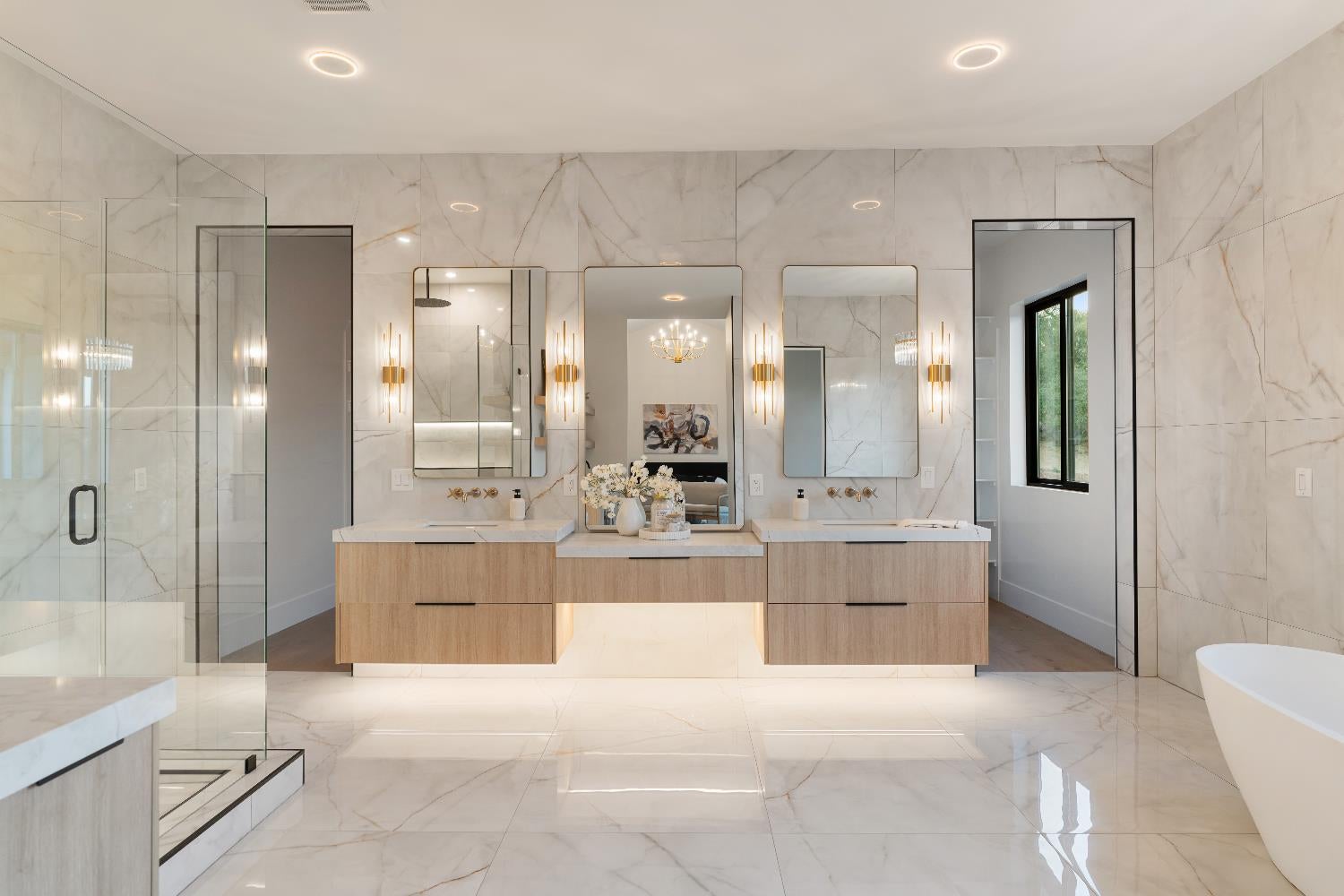 Newcastle, California, 95658, United States, 5 Bedrooms Bedrooms, ,5 BathroomsBathrooms,Residential,Active,1989749