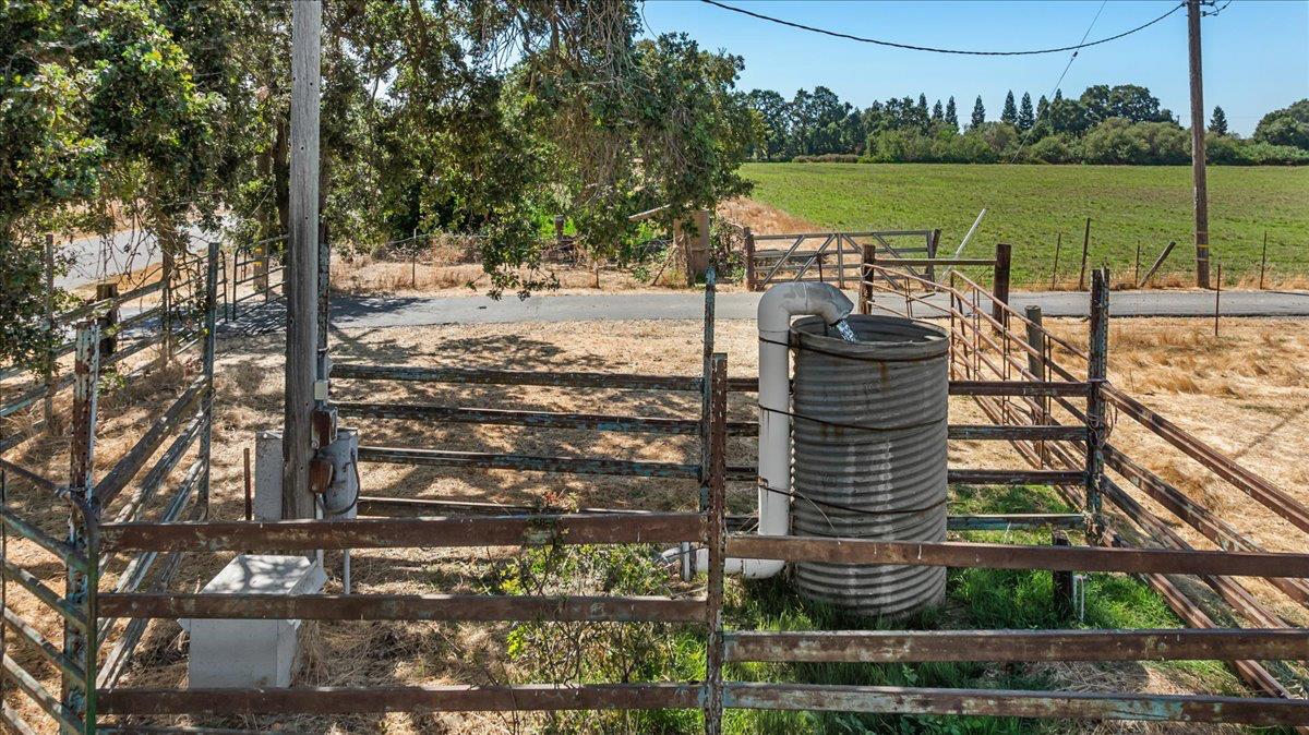 Galt, California, 95632, United States, 3 Bedrooms Bedrooms, ,3 BathroomsBathrooms,Residential,Active,2010524