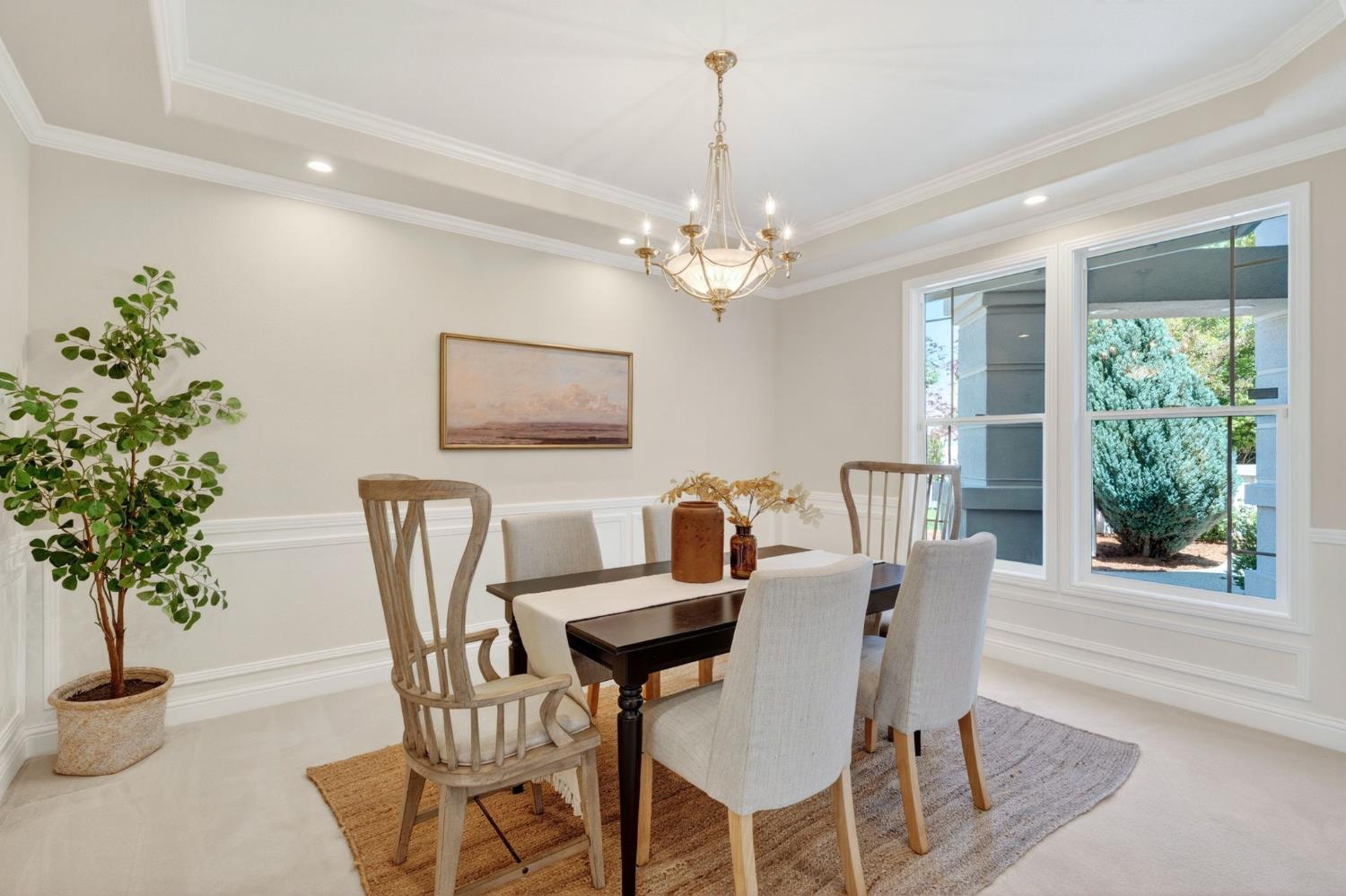 Davis, California, 95618, United States, 4 Bedrooms Bedrooms, ,3 BathroomsBathrooms,Residential,Pending,2045806