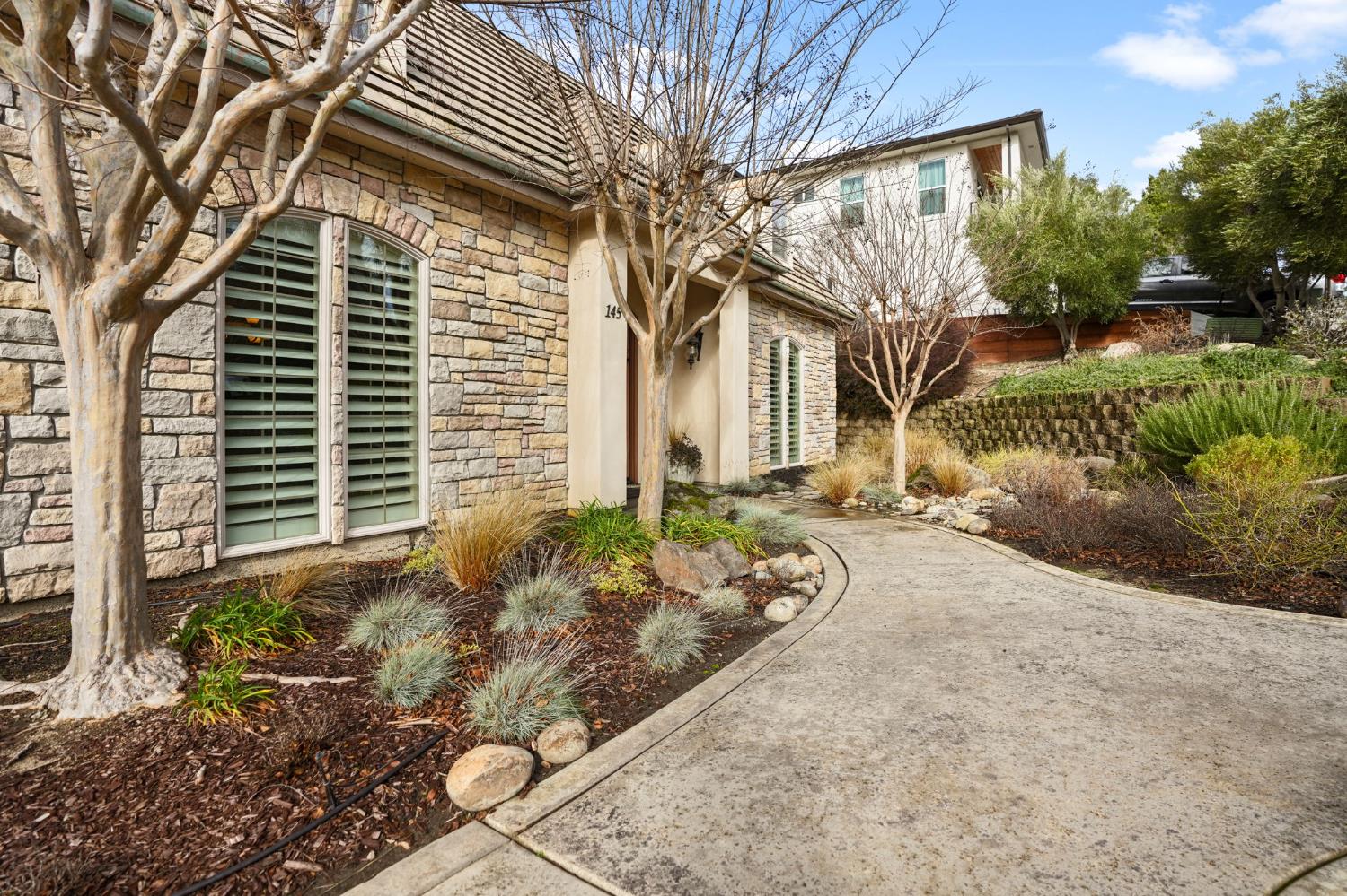 Folsom, California, 95630, United States, 4 Bedrooms Bedrooms, ,4 BathroomsBathrooms,Residential,Active,2008257