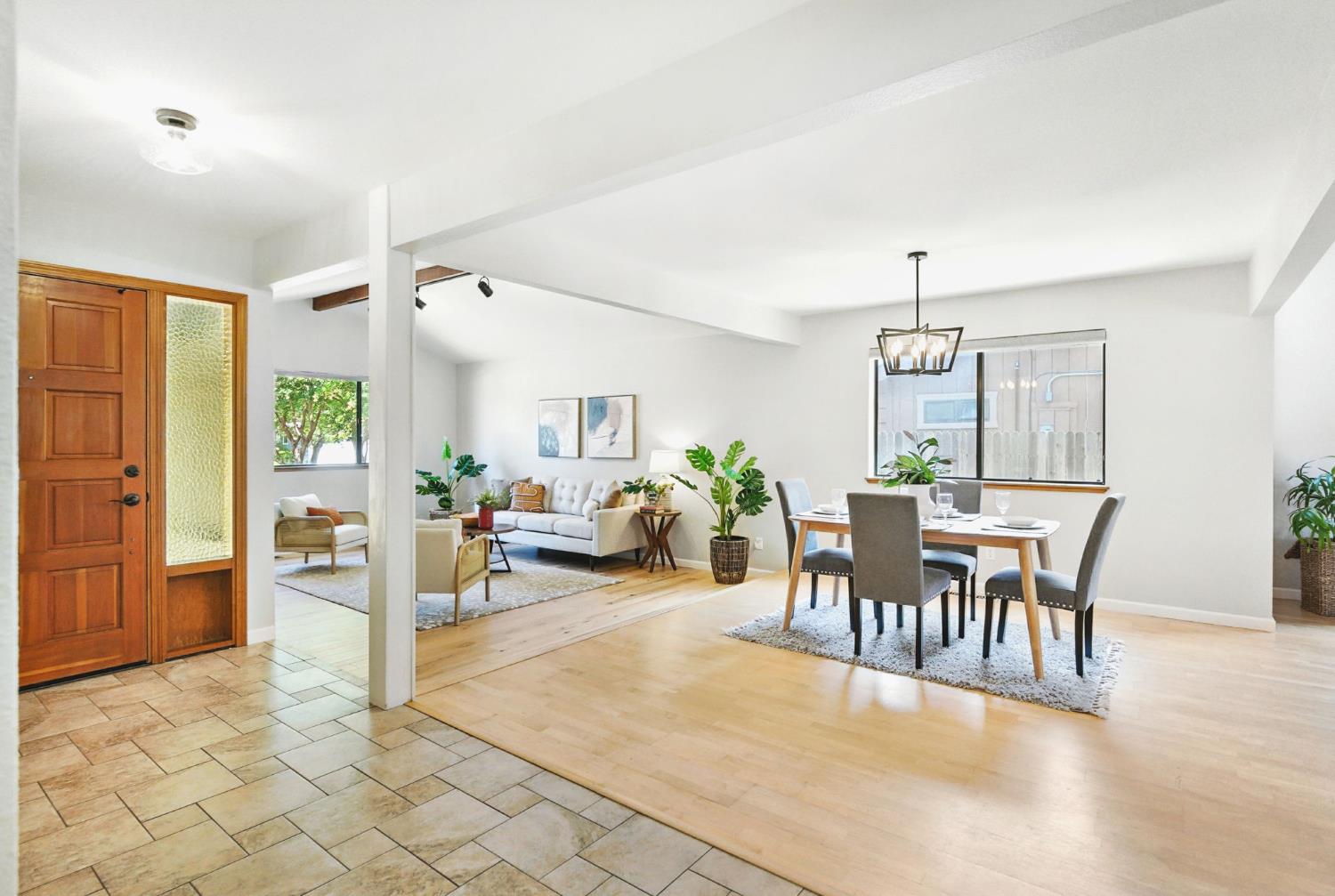Davis, California, 95616, United States, 4 Bedrooms Bedrooms, ,2 BathroomsBathrooms,Residential,Active,1922306