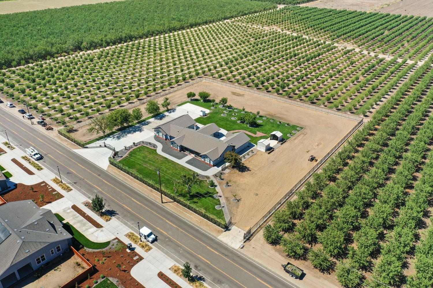 Manteca, California, 95336, United States, 4 Bedrooms Bedrooms, ,3 BathroomsBathrooms,Residential,Active,1946532