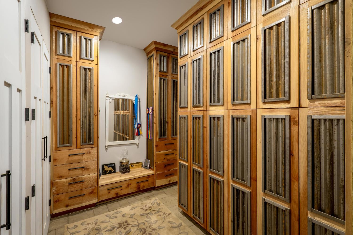 Smartsville, California, 95977, United States, 1 Bedroom Bedrooms, ,3 BathroomsBathrooms,Residential,Active,1952299