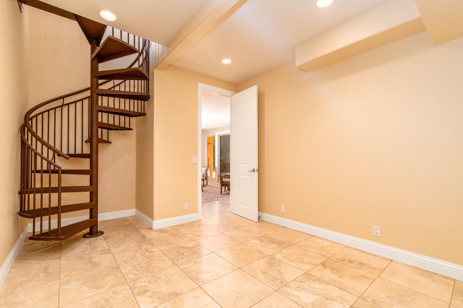 Shingle Springs, California, 95682, United States, ,4 BathroomsBathrooms,Residential,Active,1829887