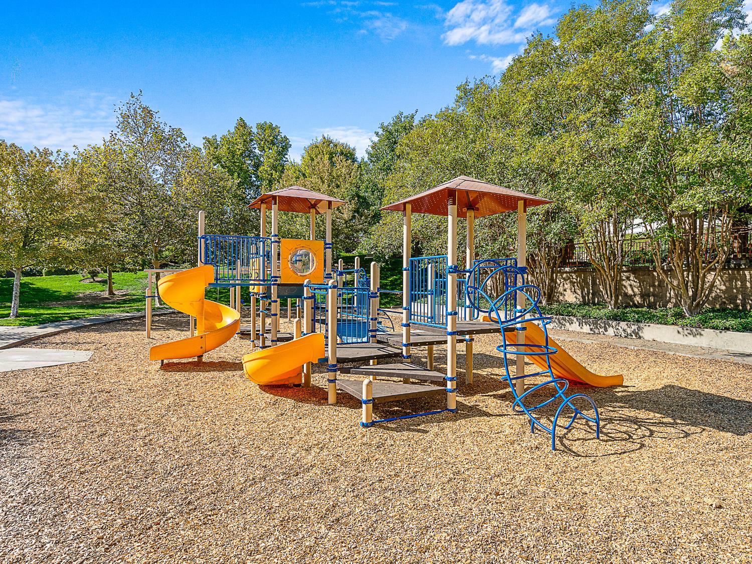 El Dorado Hills, California, 95762, United States, 4 Bedrooms Bedrooms, ,3 BathroomsBathrooms,Residential,Active,1967105