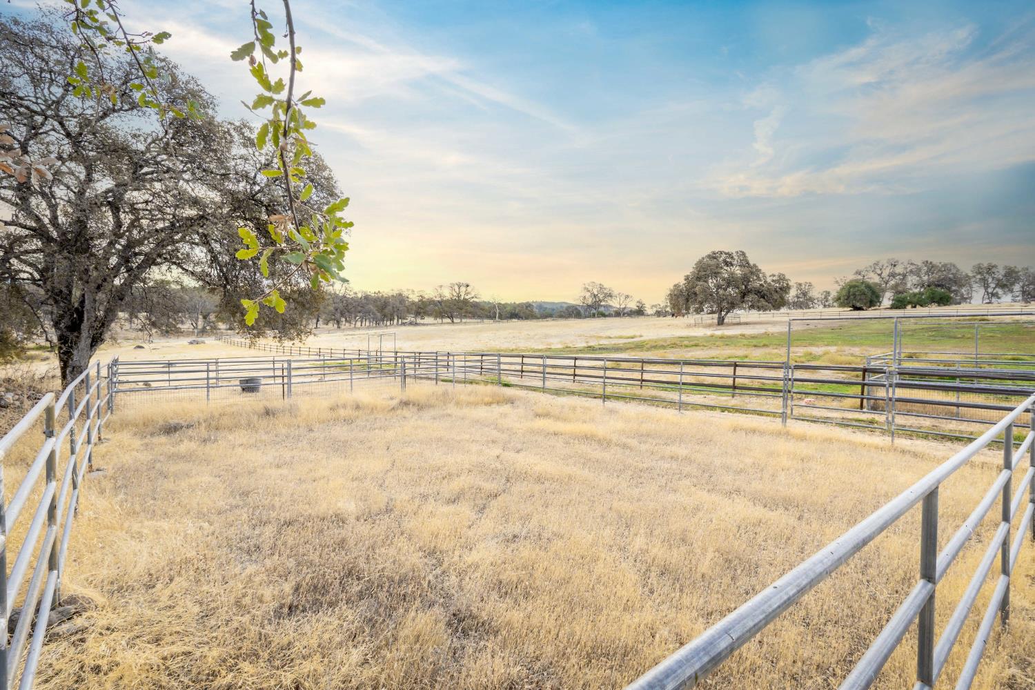 Smartsville, California, 95977, United States, 1 Bedroom Bedrooms, ,3 BathroomsBathrooms,Residential,Active,1952299