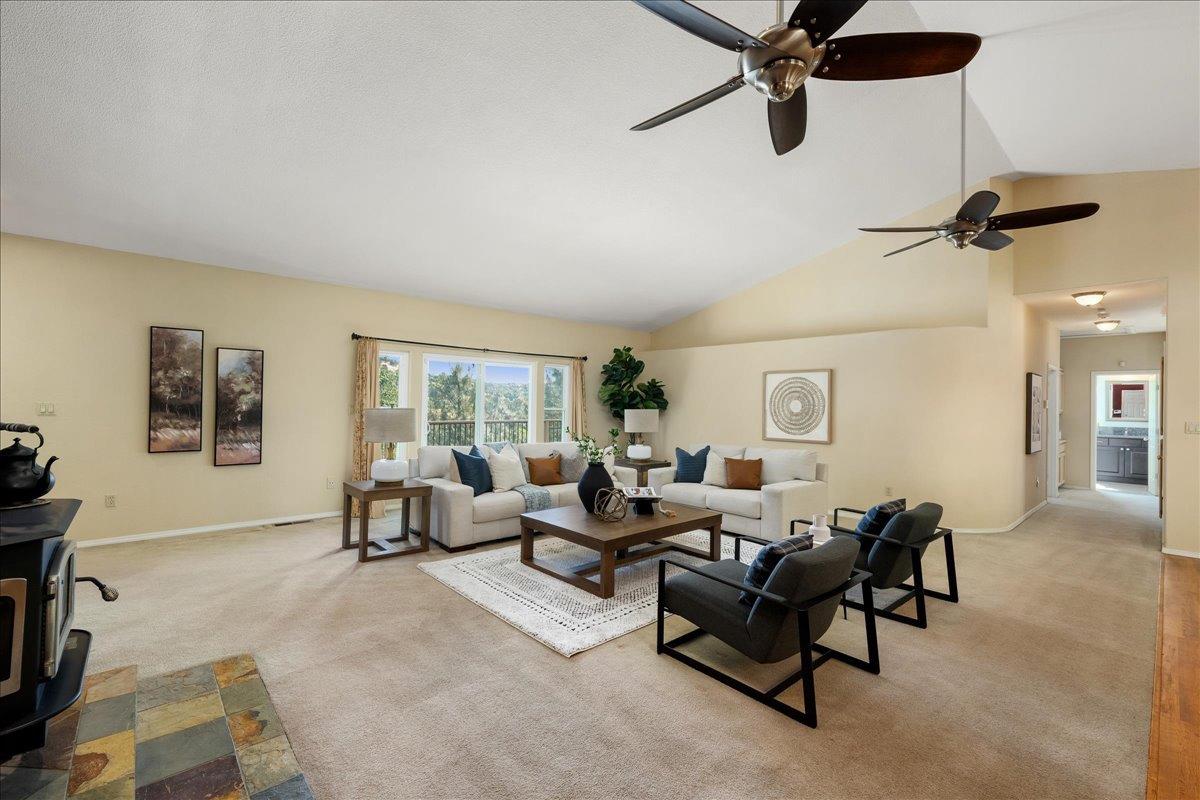Newcastle, California, 95658, United States, 3 Bedrooms Bedrooms, ,3 BathroomsBathrooms,Residential,Active,1798198
