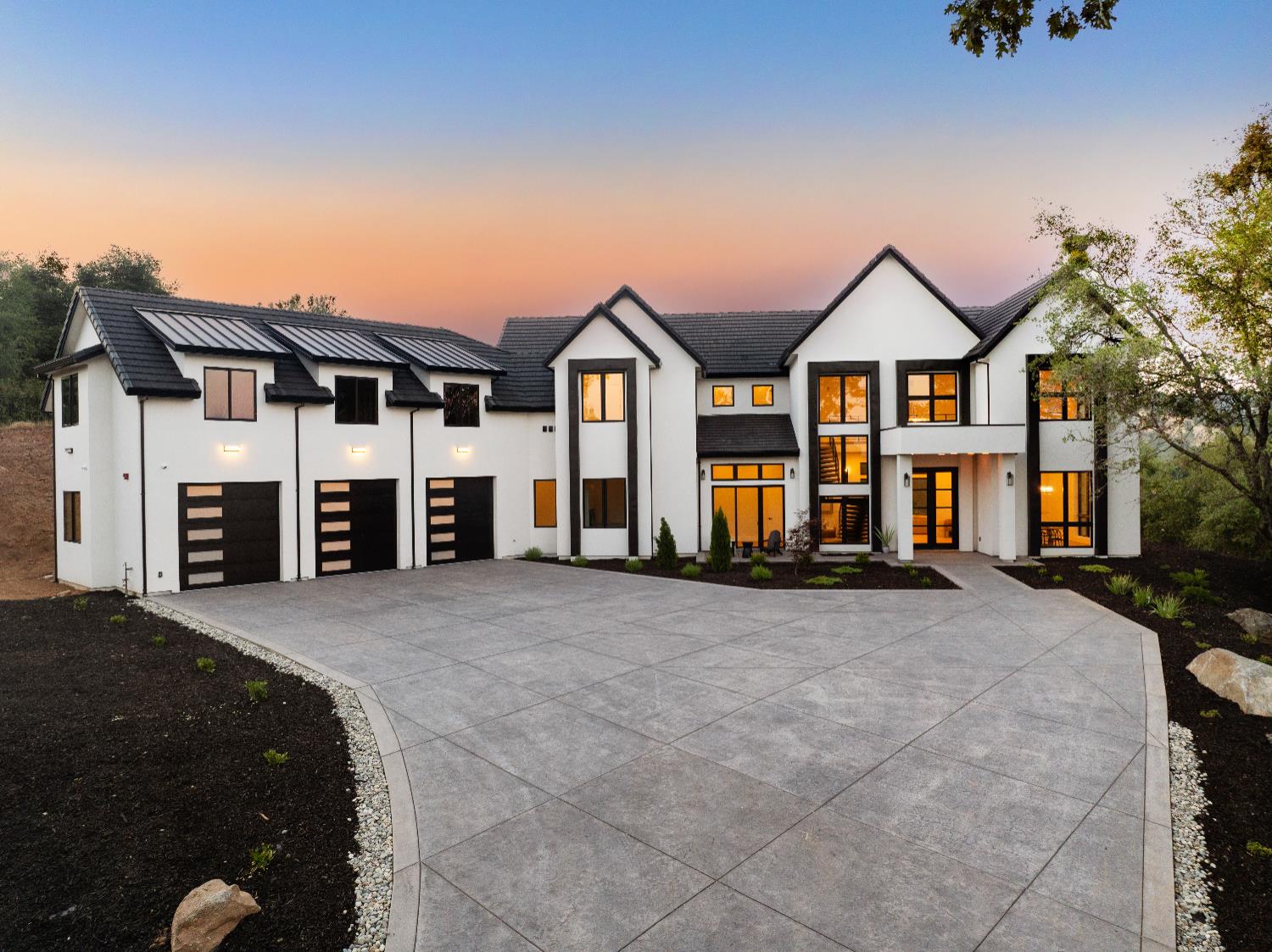 Newcastle, California, 95658, United States, 5 Bedrooms Bedrooms, ,5 BathroomsBathrooms,Residential,Active,1989749