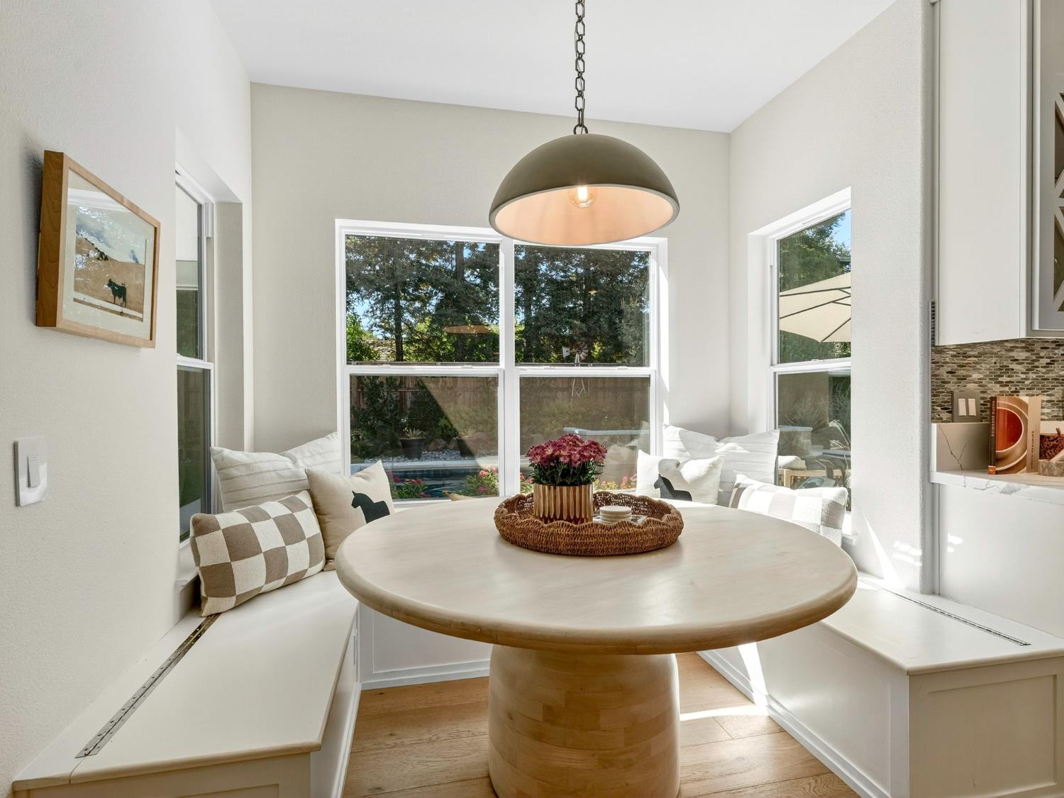 Davis, California, 95618, United States, 5 Bedrooms Bedrooms, ,3 BathroomsBathrooms,Residential,Active,1929454