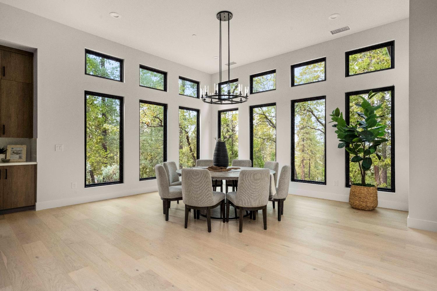 Meadow Vista, California, 95722, United States, 4 Bedrooms Bedrooms, ,4 BathroomsBathrooms,Residential,Active,2006812