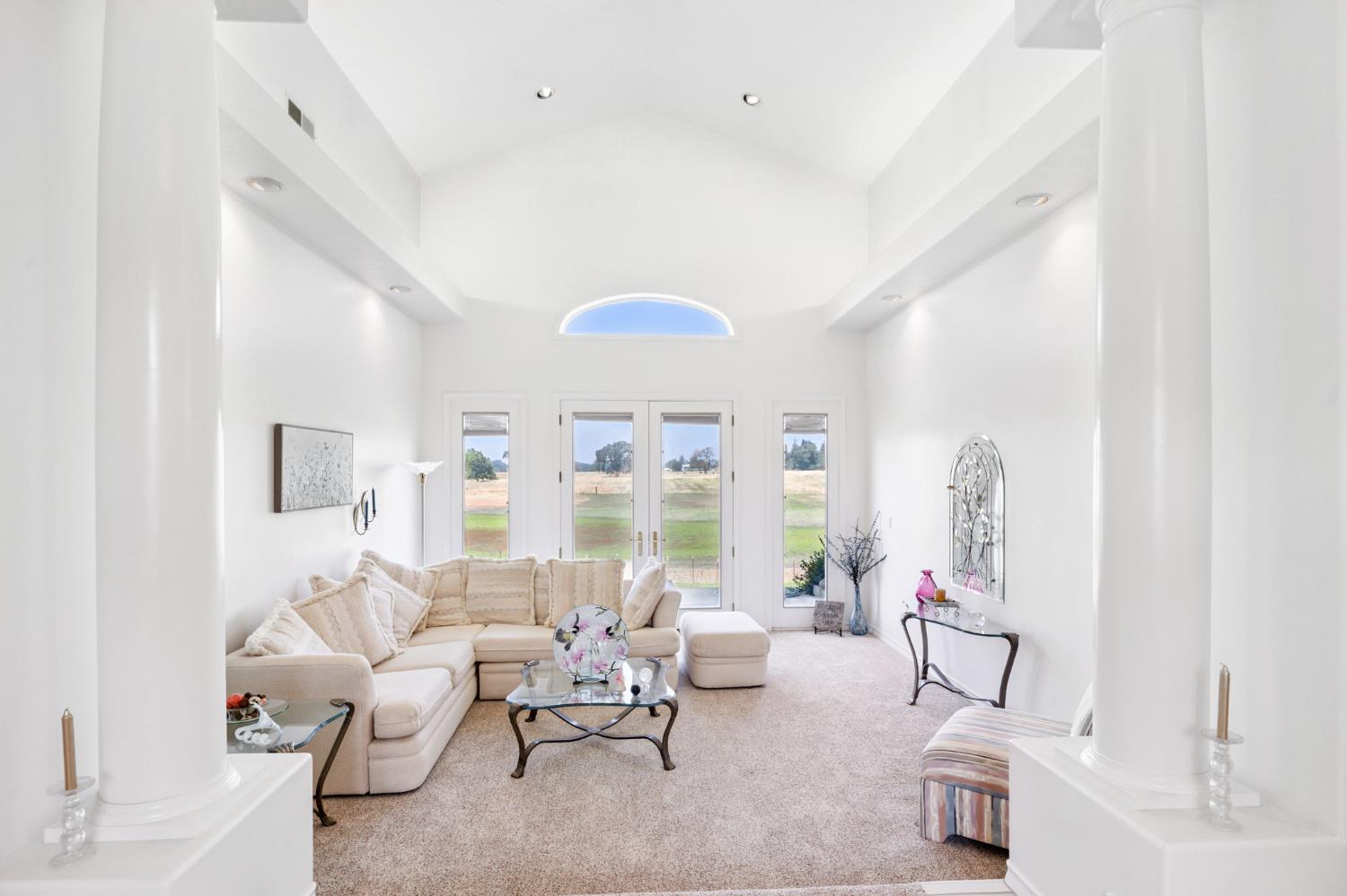 Wilton, California, 95693, United States, 4 Bedrooms Bedrooms, ,4 BathroomsBathrooms,Residential,Active,1892600