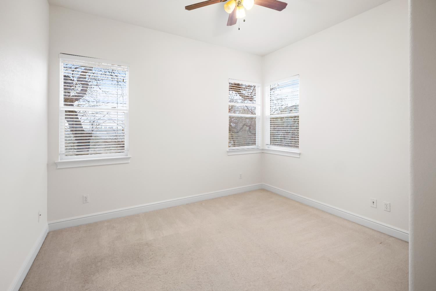 Roseville, California, 95661, United States, 5 Bedrooms Bedrooms, ,4 BathroomsBathrooms,Residential,Active,2006825