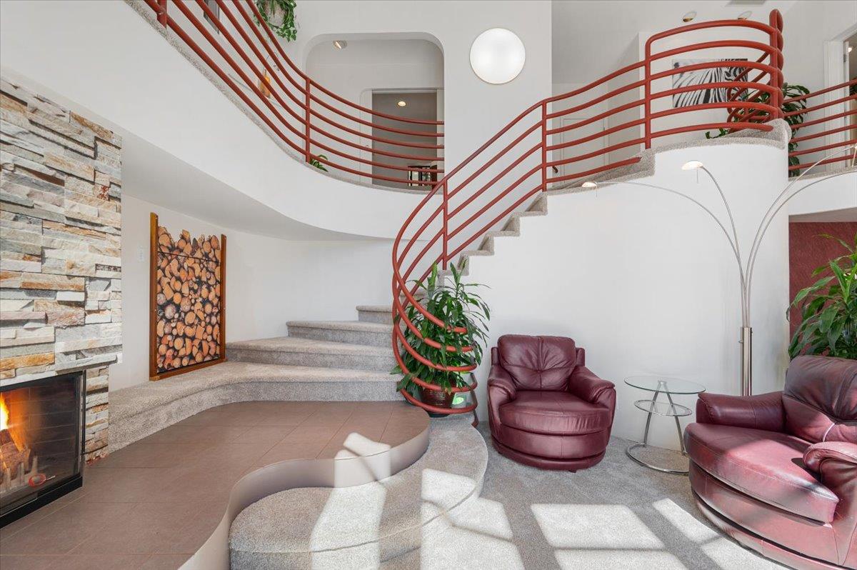 Nevada City, California, 95959, United States, 3 Bedrooms Bedrooms, ,4 BathroomsBathrooms,Residential,Active,1919387