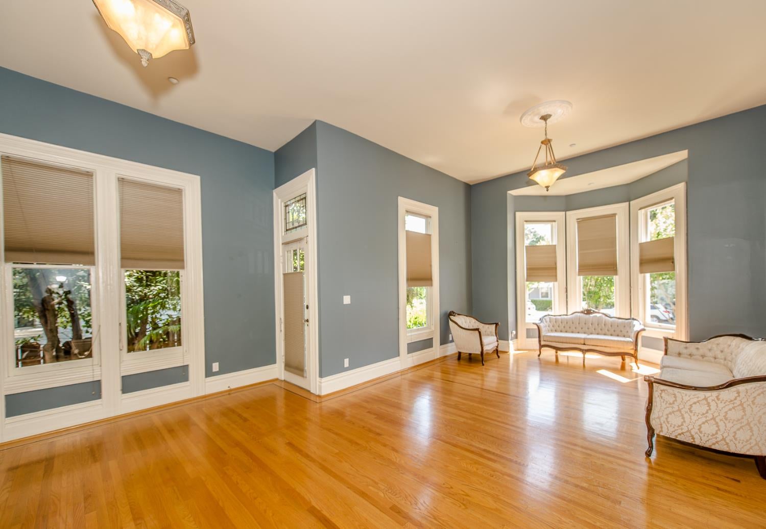 Woodland, California, 95695, United States, 5 Bedrooms Bedrooms, ,4 BathroomsBathrooms,Residential,Active,1843839