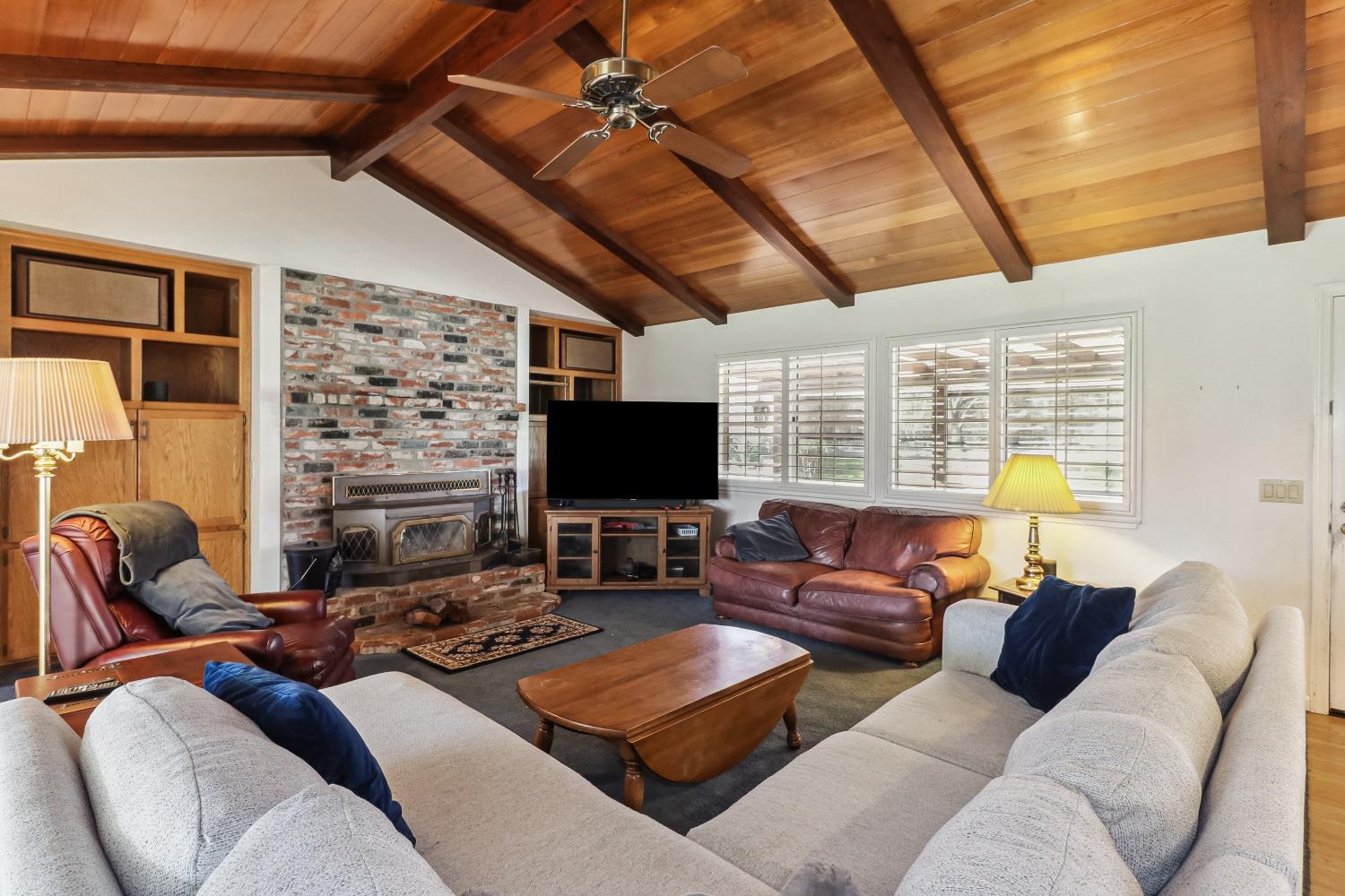 Woodland, California, 95695, United States, 4 Bedrooms Bedrooms, ,3 BathroomsBathrooms,Residential,Active,1929675