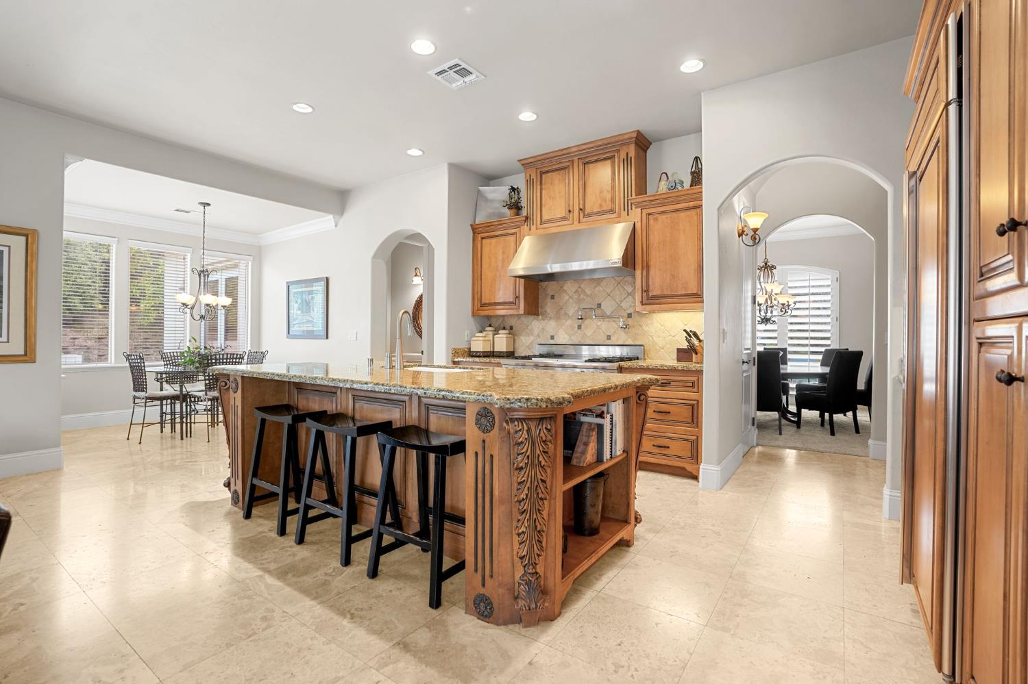 Folsom, California, 95630, United States, 4 Bedrooms Bedrooms, ,4 BathroomsBathrooms,Residential,Active,2008257