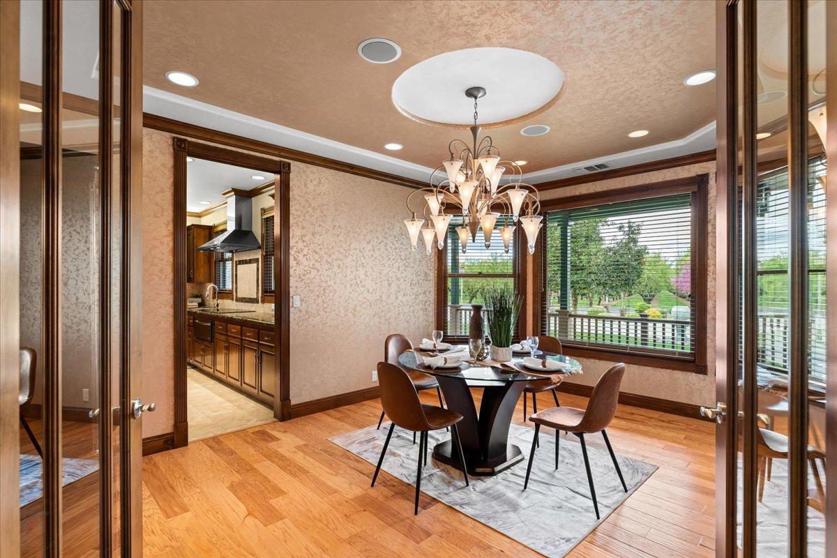 Ripon, California, 95366, United States, 3 Bedrooms Bedrooms, ,5 BathroomsBathrooms,Residential,Active,1808206