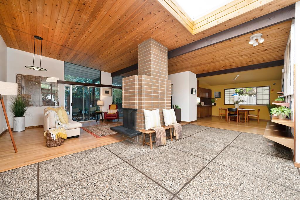 Davis, California, 95616, United States, 5 Bedrooms Bedrooms, ,2 BathroomsBathrooms,Residential,Active,1914596